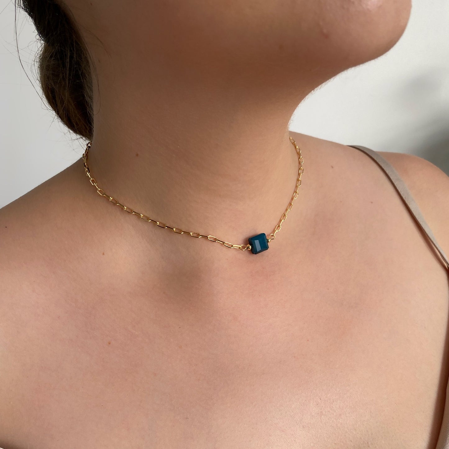 Choker cubo azul