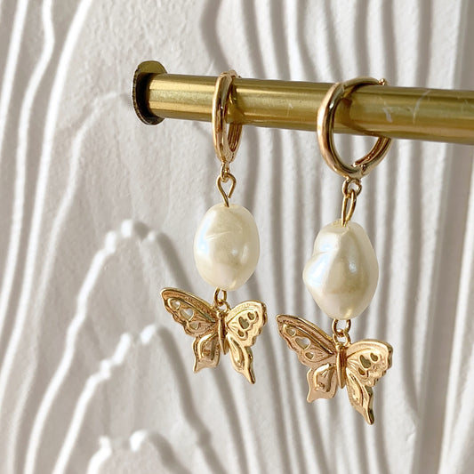 Hoops mariposa