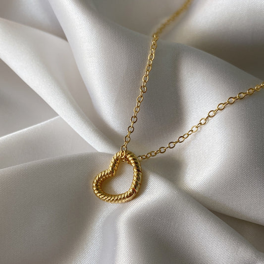 Collar corazón