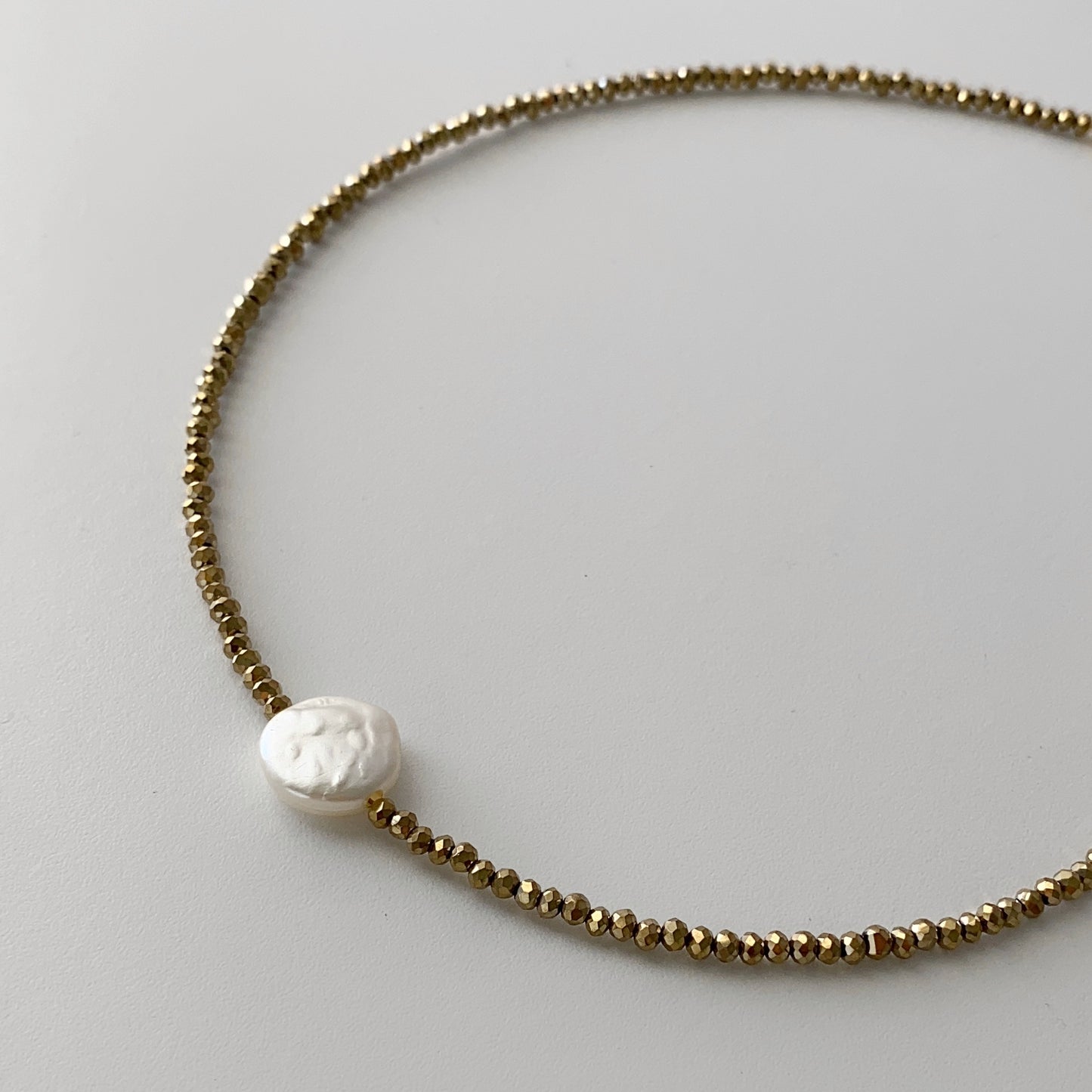 Collar cristal dorado Perla