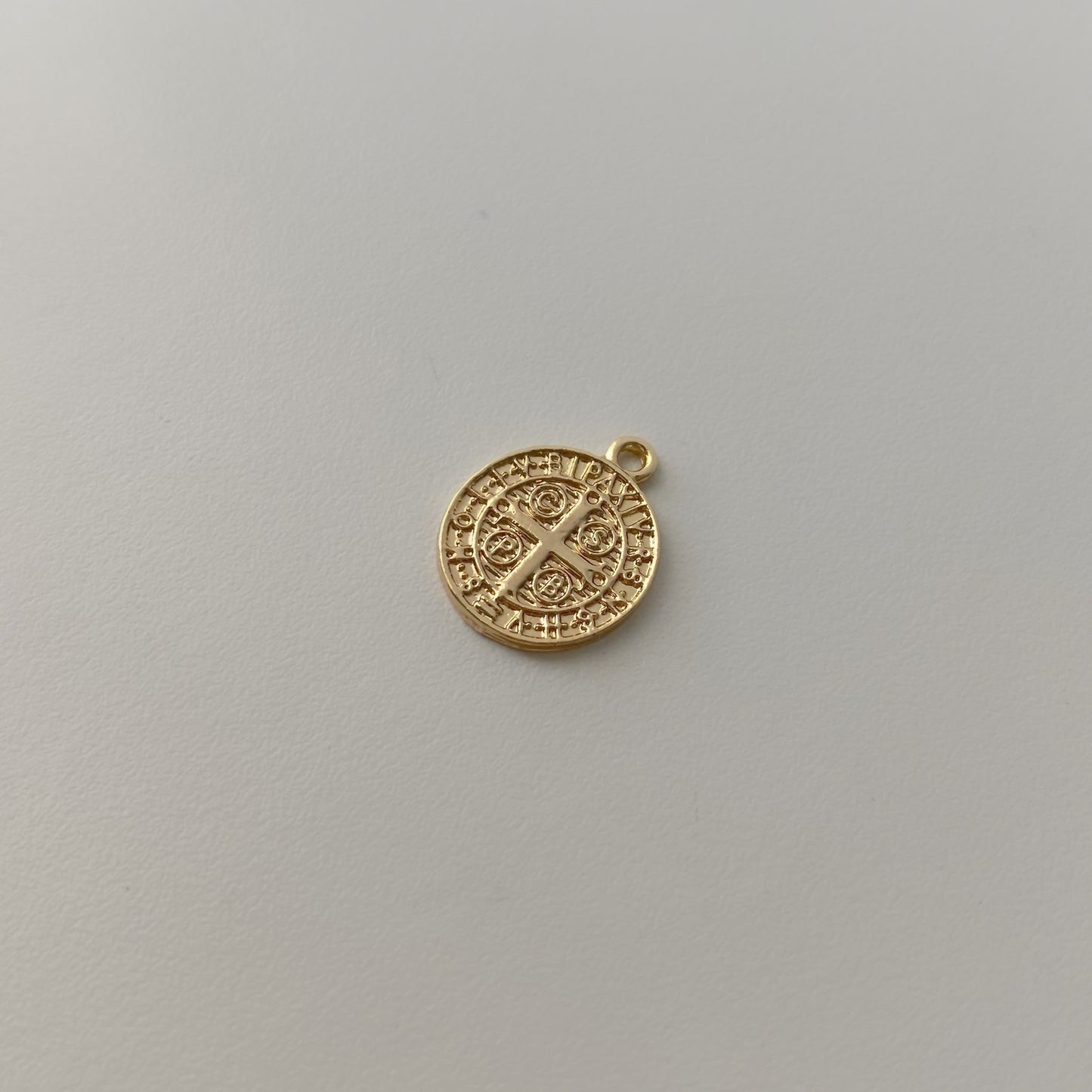 Medalla San Benito chica