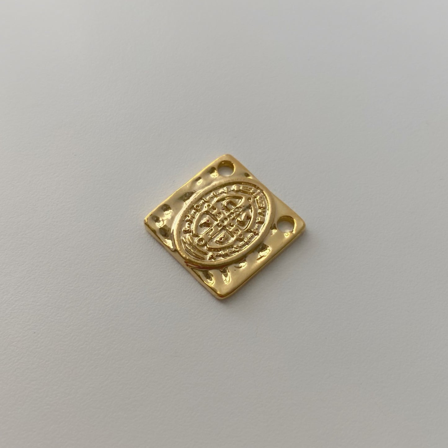 Medalla San Benito cuadrada