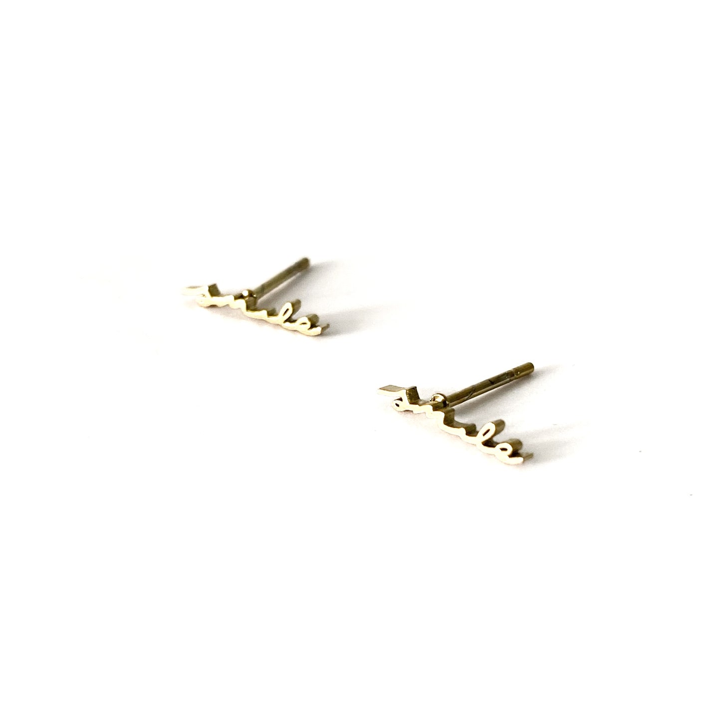 Arete smile cursiva