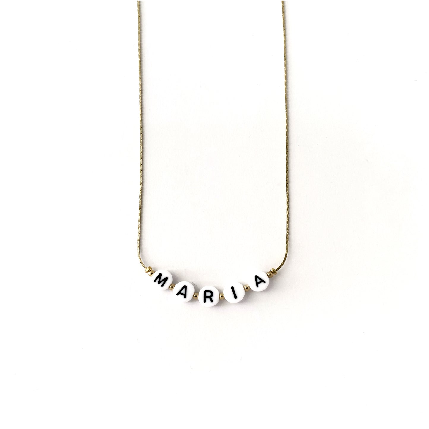 Collar personalizado letras blancas
