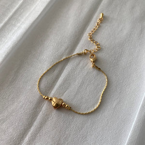 Pulsera corazón mediano